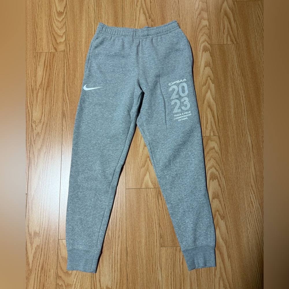 Nike Mens Gray joggers